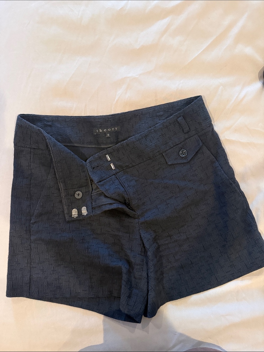 Theory Navy Textured Women's Bermuda Shorts